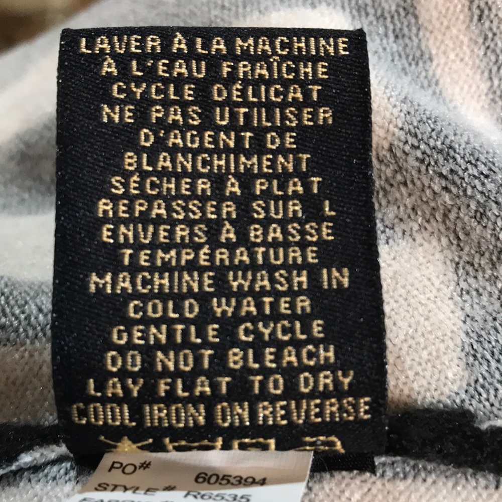 Sweater - Picture 4 of 4
